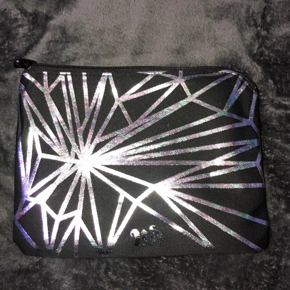 Urban Decay Vice Palette 🎨 beauty with an edge - Picture 4 of 6